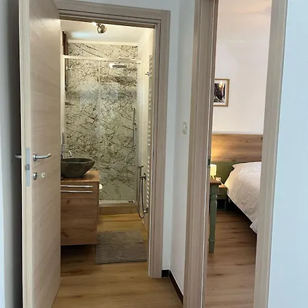 Cjasa Celeste - In Nyaraló Andreis